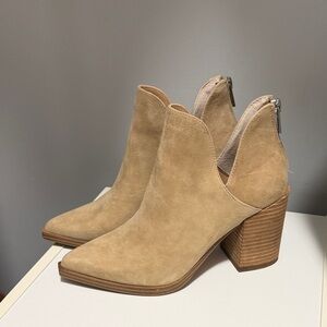 Steve Madden ankle booties